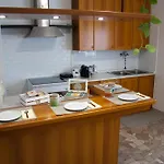 Elisa 12 Minutes From Venice, Free Wi-fi Included * Marghera