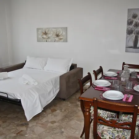 Apartmán Elisa 12 Minutes From Venice, Free Wi-fi Included Marghera